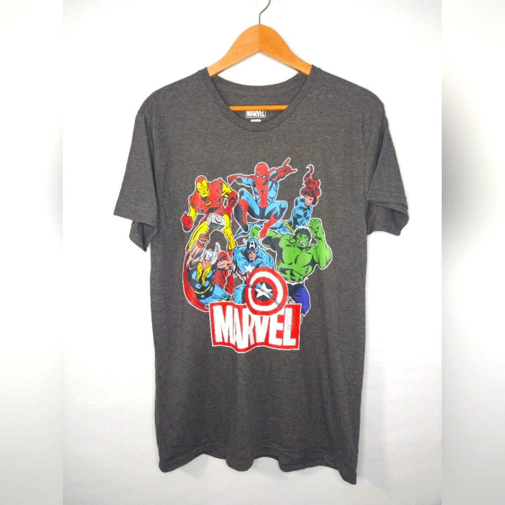 NWOT Marvel Avengers Gray Athletic Fit Graphic T-shirt